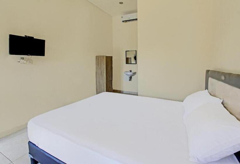 Отель Oyo 91881 Aratha Homestay