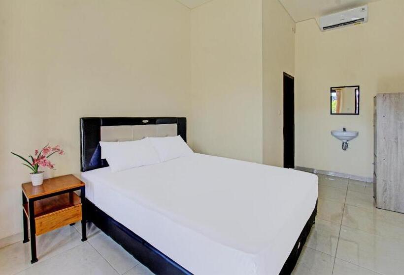 Отель Oyo 91881 Aratha Homestay