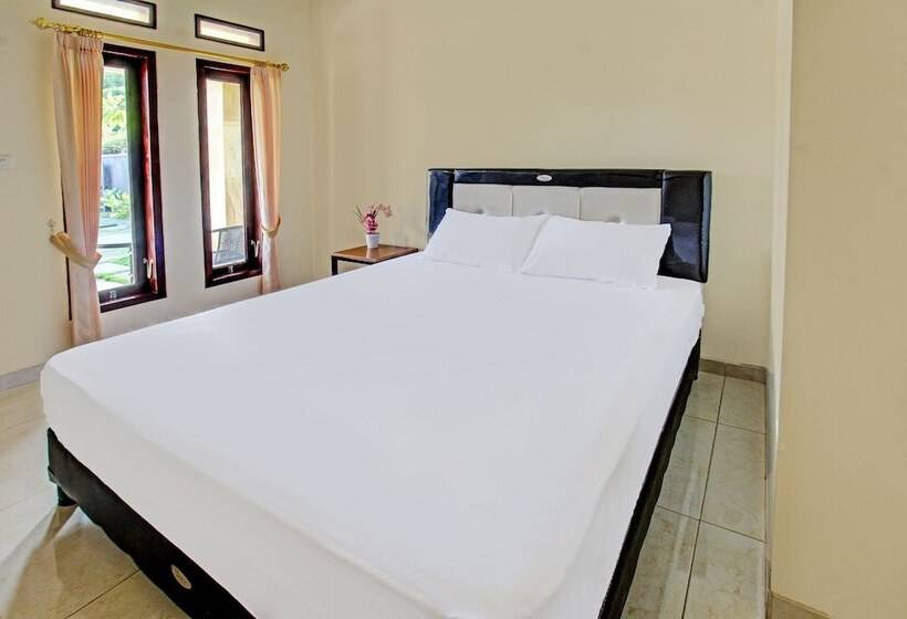 Отель Oyo 91881 Aratha Homestay