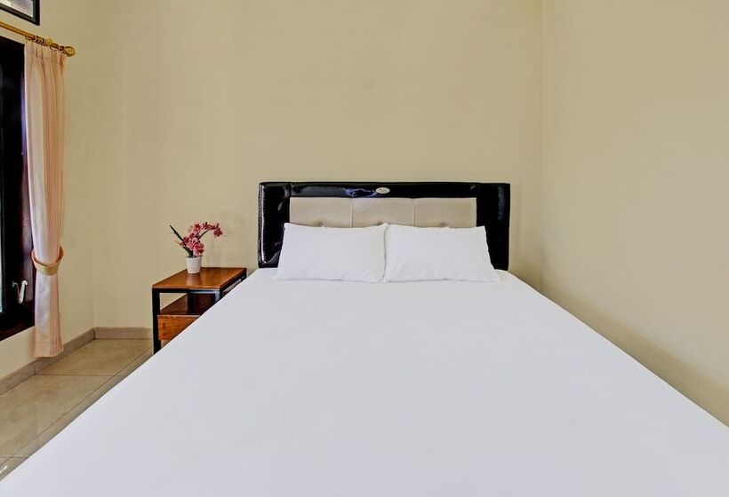 Отель Oyo 91881 Aratha Homestay