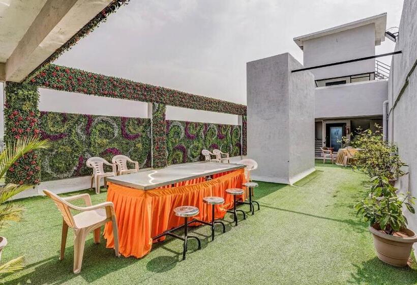 호텔 Oyo Flagship 70230 Homely Stay