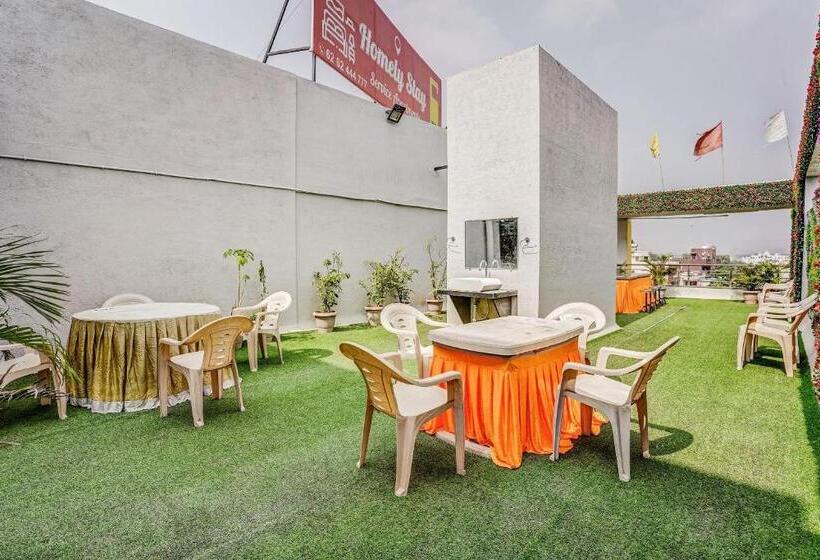 호텔 Oyo Flagship 70230 Homely Stay