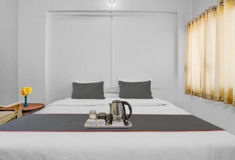 호텔 Oyo Flagship 70230 Homely Stay