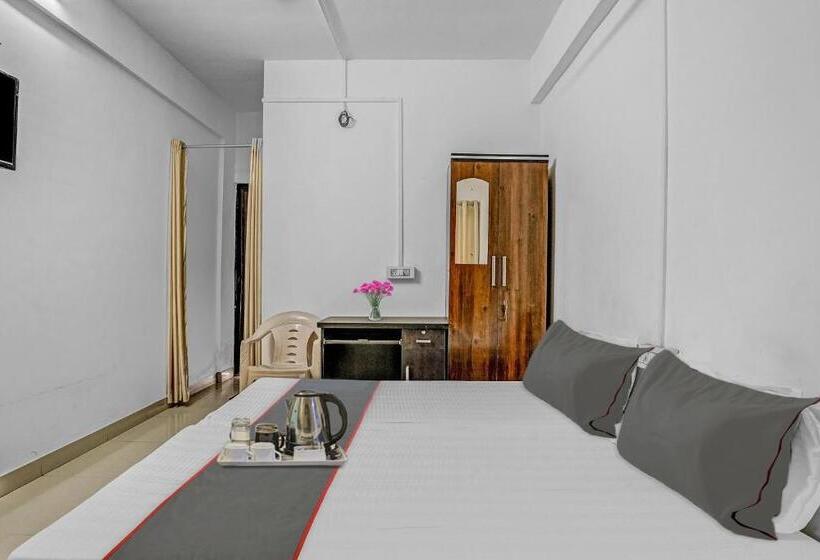 호텔 Oyo Flagship 70230 Homely Stay