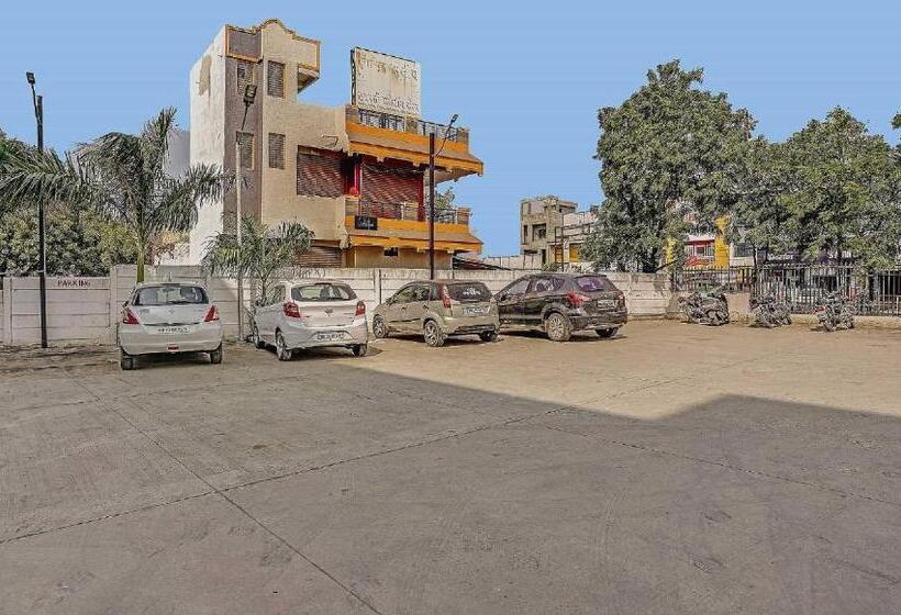 호텔 Oyo Flagship 70230 Homely Stay