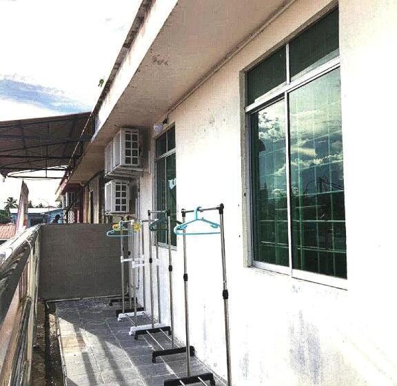 هتل Oyo Home 90667 Chen Room Bs