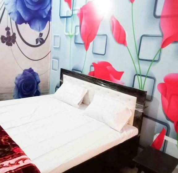 호텔 Pop 70217 The Diamond Guest House