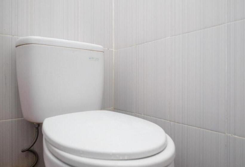 فندق Reddoorz Plus At Lovina Inn Tonrangeng River Side