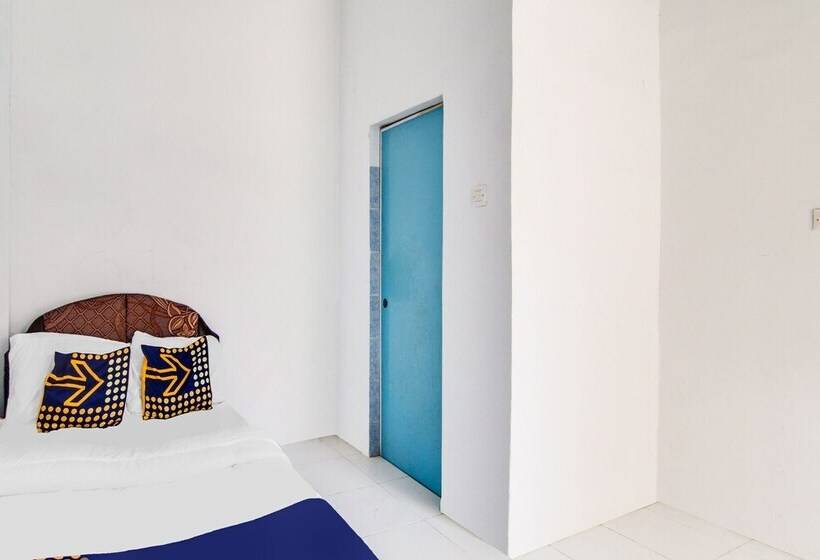 ホテル Spot On 91858 Raja Homestay Syariah