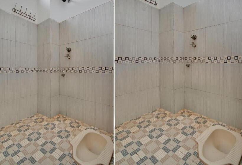 ホテル Spot On 91858 Raja Homestay Syariah