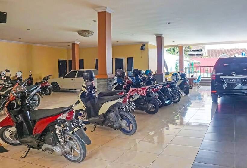 酒店 Spot On 91860 Amazon Homestay Syariah 2