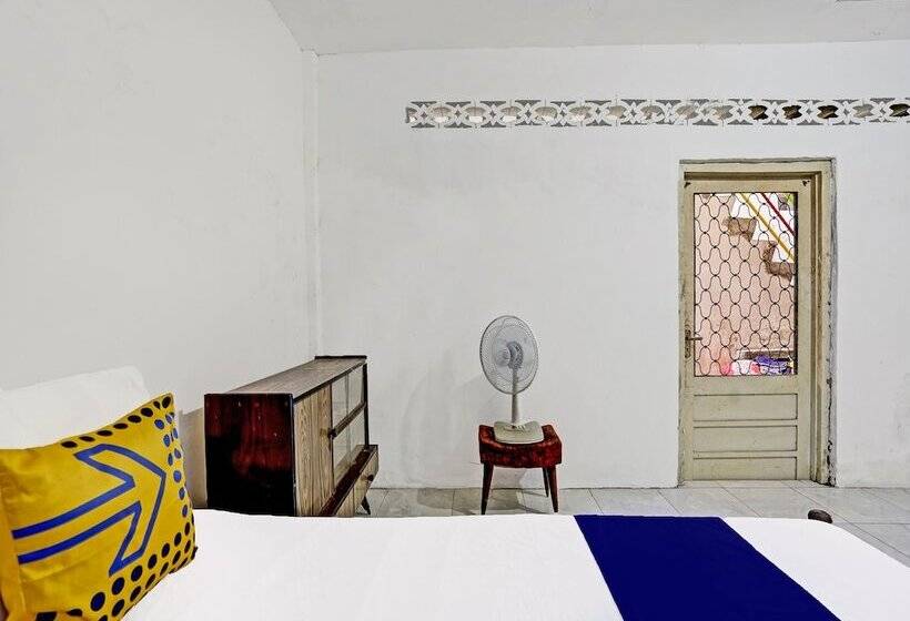 בית מלון כפרי Spot On 91865 Sidomulyo Kost Syariah