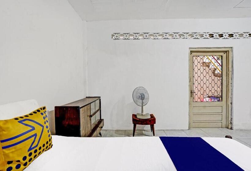 בית מלון כפרי Spot On 91865 Sidomulyo Kost Syariah