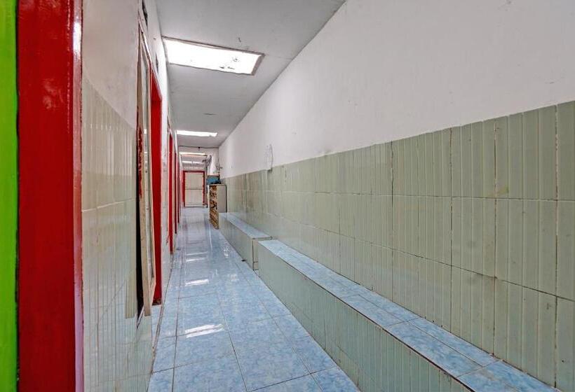 בית מלון כפרי Spot On 91865 Sidomulyo Kost Syariah