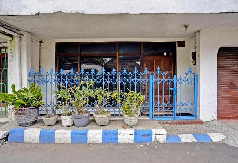 בית מלון כפרי Spot On 91865 Sidomulyo Kost Syariah