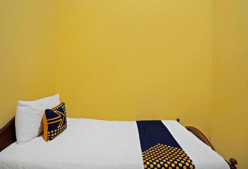 בית מלון כפרי Spot On 91869 Insan Mulia Kost Syariah