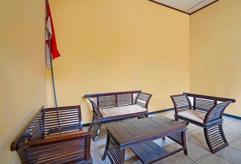 בית מלון כפרי Spot On 91869 Insan Mulia Kost Syariah