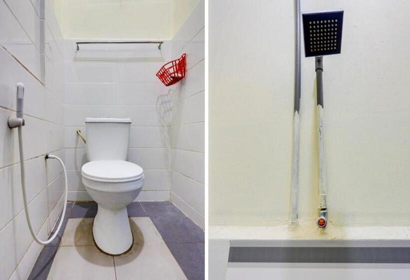 ホテル Spot On 91882 Bilqis Homestay