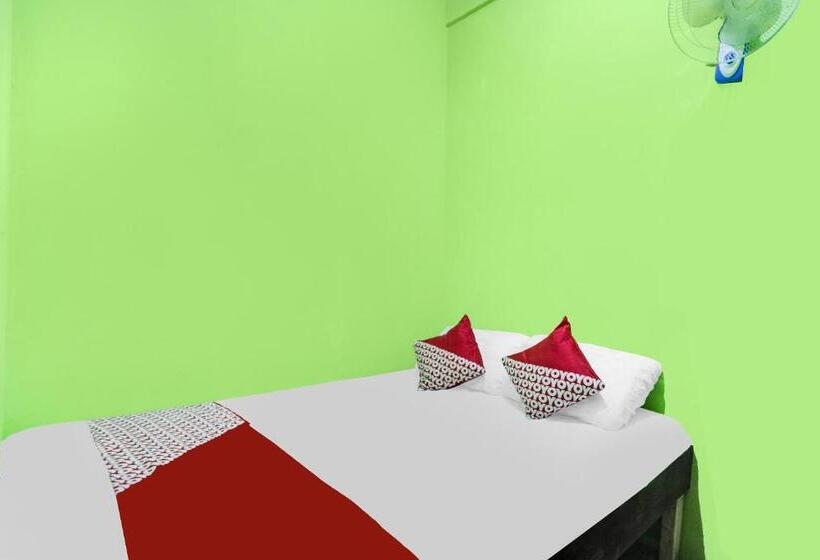 ホテル Spot On 91882 Bilqis Homestay