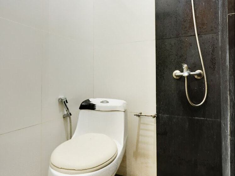 酒店 Spot On 91887 Penginapan Rindu