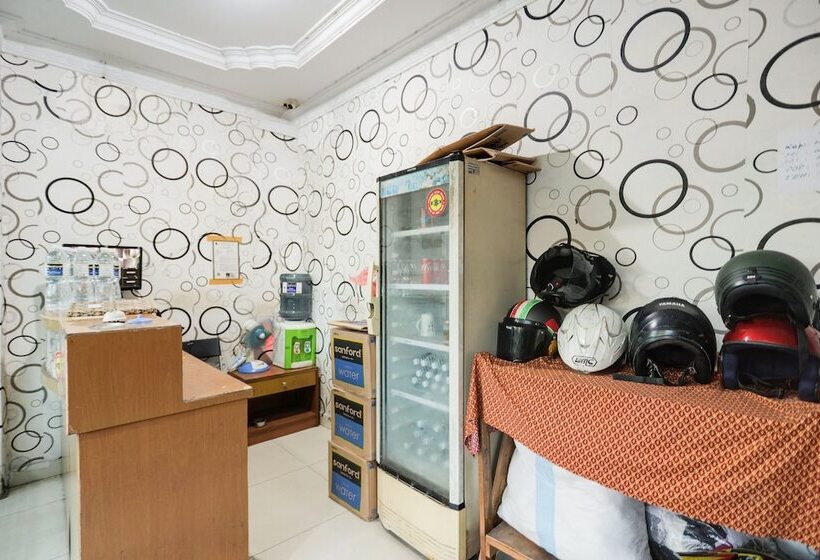 酒店 Spot On 91887 Penginapan Rindu