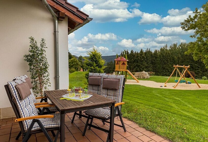 リゾートホテル Laasenhof