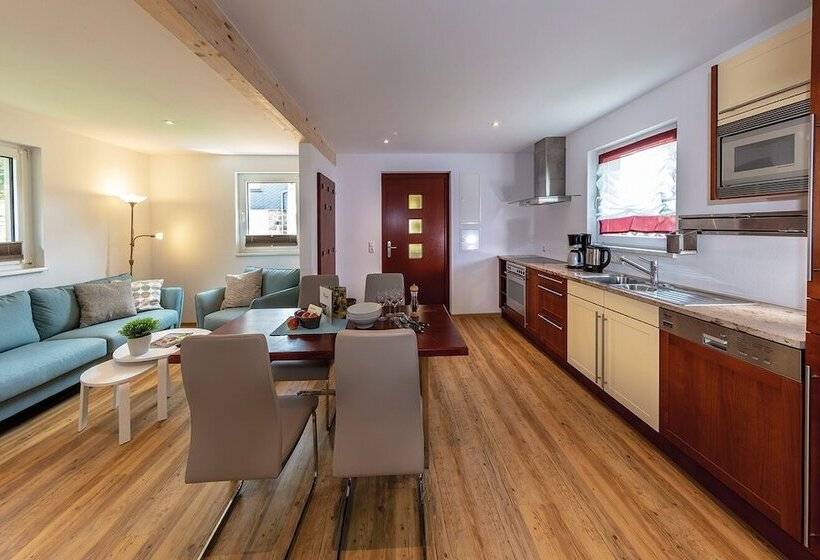 リゾートホテル Laasenhof