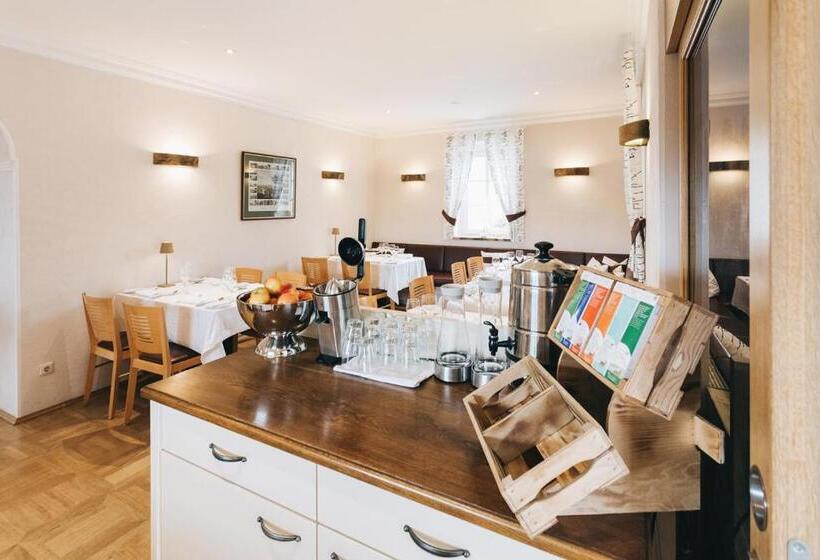 リゾートホテル Laasenhof