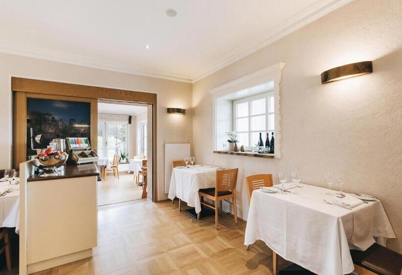 リゾートホテル Laasenhof