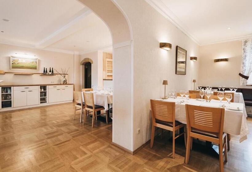 リゾートホテル Laasenhof