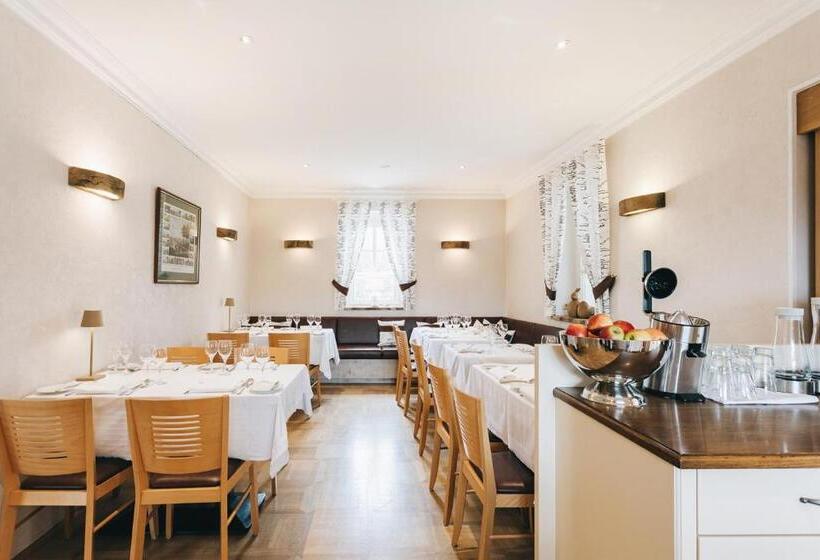 リゾートホテル Laasenhof