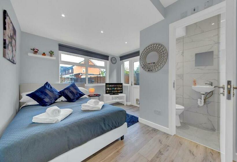 膳宿费 Private Luxury Suite Next To Heathrow Direct Train To Paddington 1