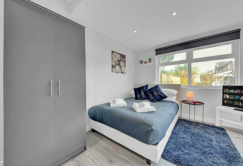 膳宿费 Private Luxury Suite Next To Heathrow Direct Train To Paddington 1