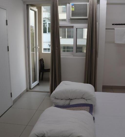 پانسیون Faculty House  Cosy Lounge Near Expo Mart