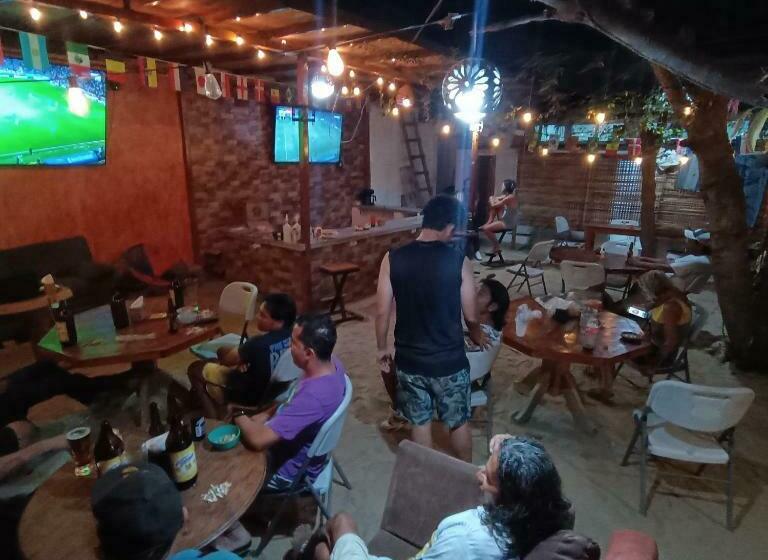 פנסיון Hostel Cafe El Pescador