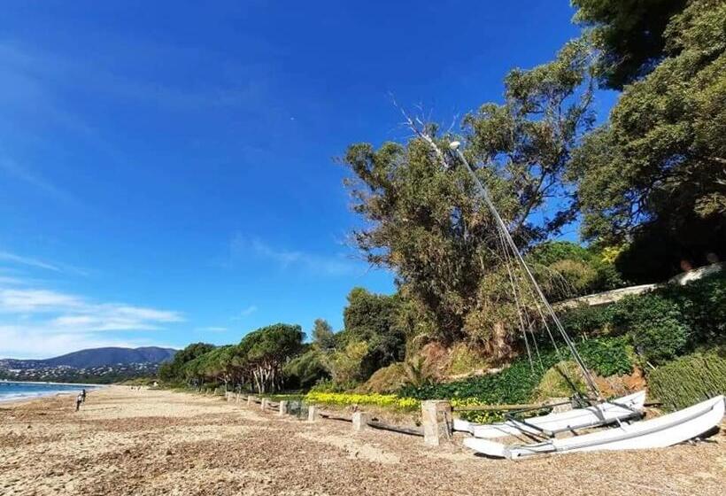 بنسيون Le Demeure De Poulpican Chambre La Grotte Jacuzzi Charme Romantique Terrasse Privée 300m Plage Et Re
