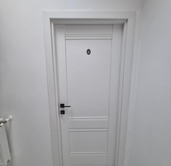 ペンション Moldi Muzeu