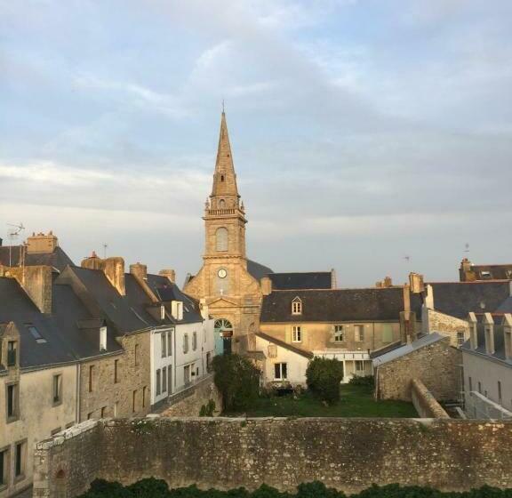 פנסיון Terre En Mer