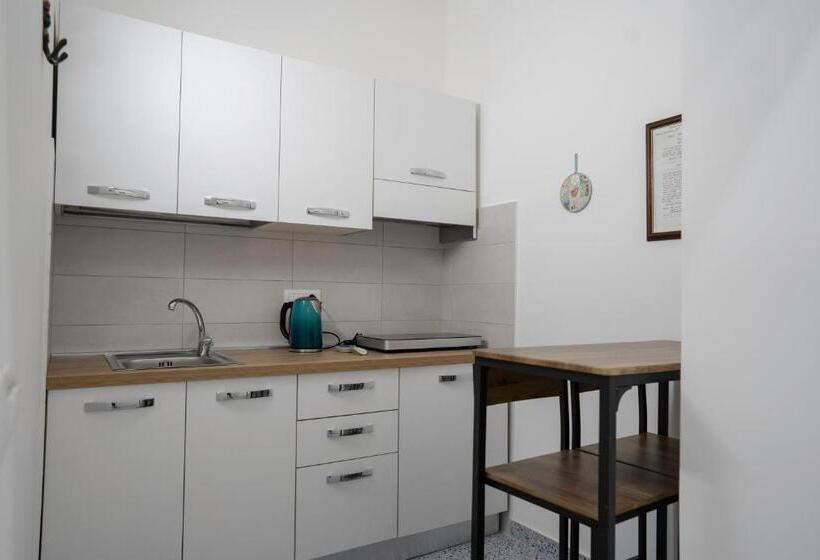 Пансион Vico 11