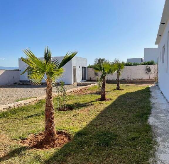 פנסיון Villa Migdol