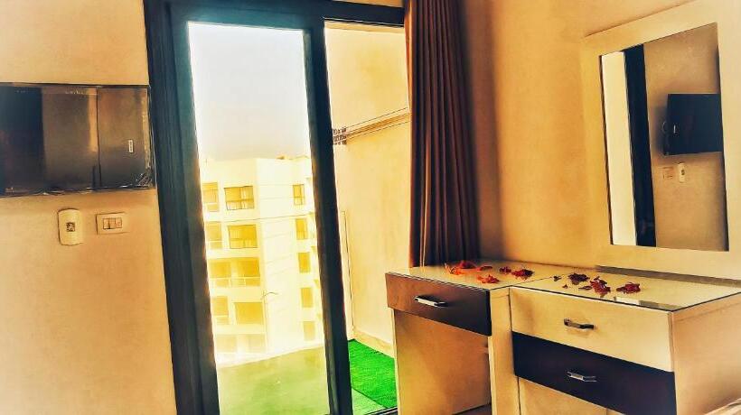 Porto Said شاليه ملكى صف اول بحر بورتو سعيد