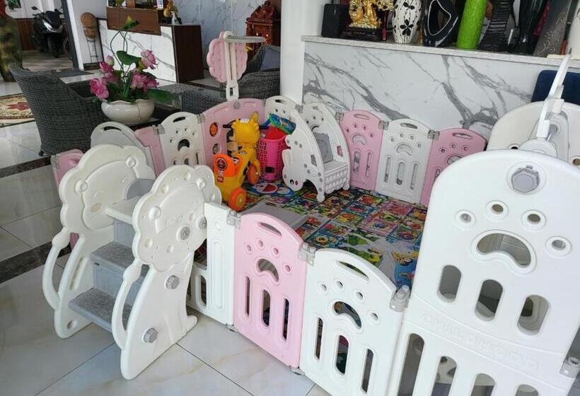 Ruby Hotel Vĩnh Long