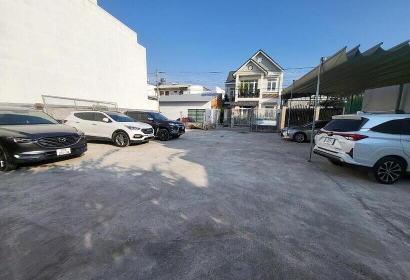 Ruby Hotel Vĩnh Long