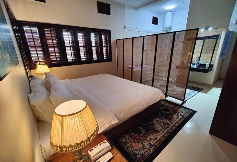 Yushili Hotel Kampala