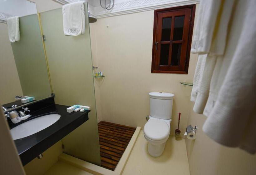 Yushili Hotel Kampala