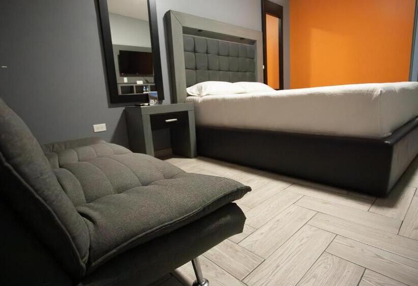 فندق صغير 653