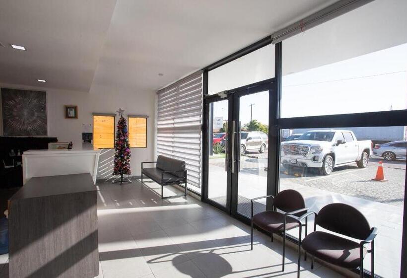 فندق صغير 653