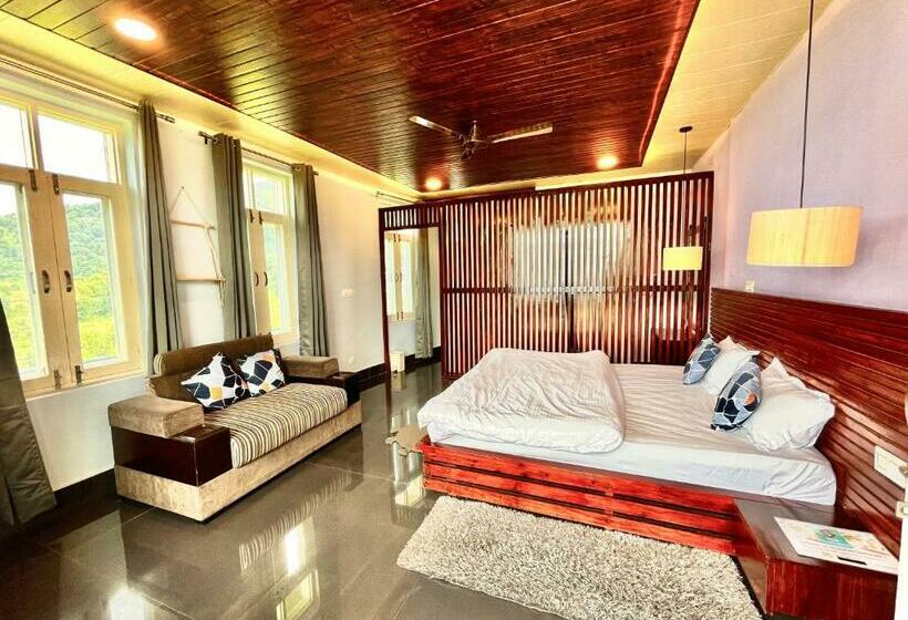 Общежитие Tlo   The Life Outdoor, Bir