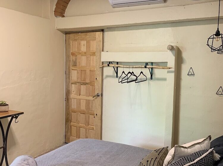 ベッドアンドブレックファースト Akoma Sayulita