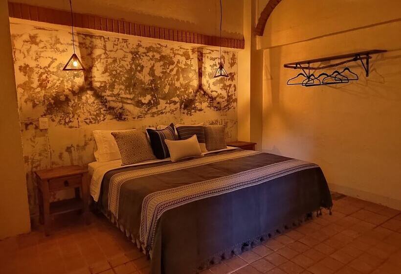 ベッドアンドブレックファースト Akoma Sayulita